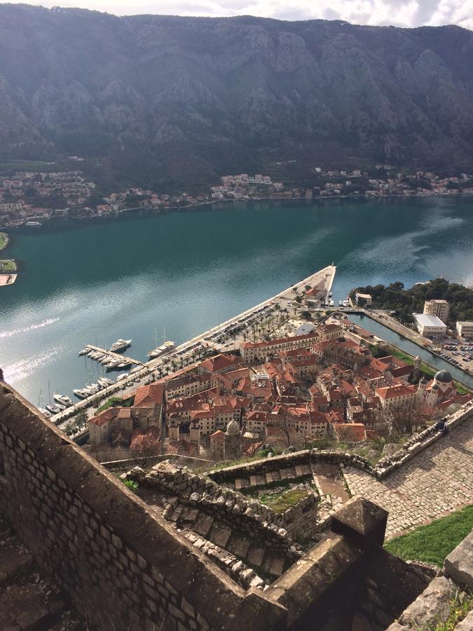 Apartamento Chic & Stylish With Seaview-Terrace - Kotor Indah Exterior foto